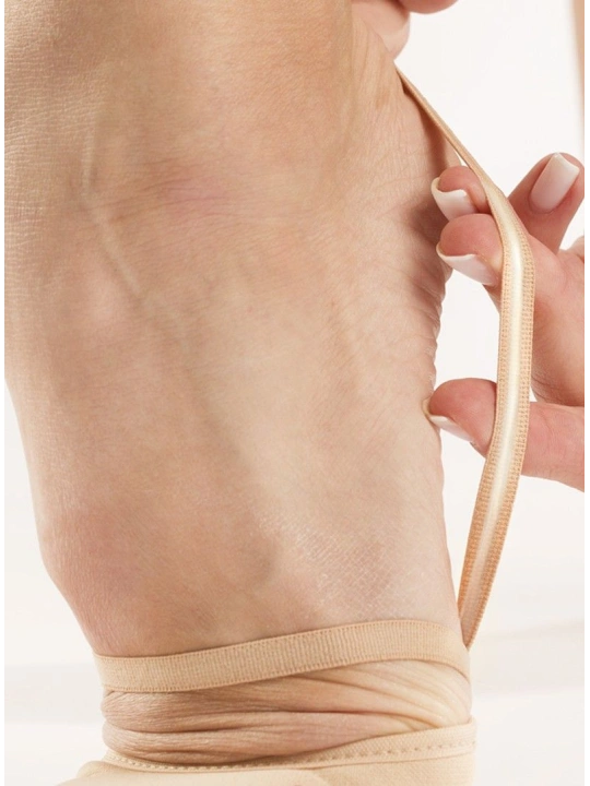 Dvillena Pekin toe shoes